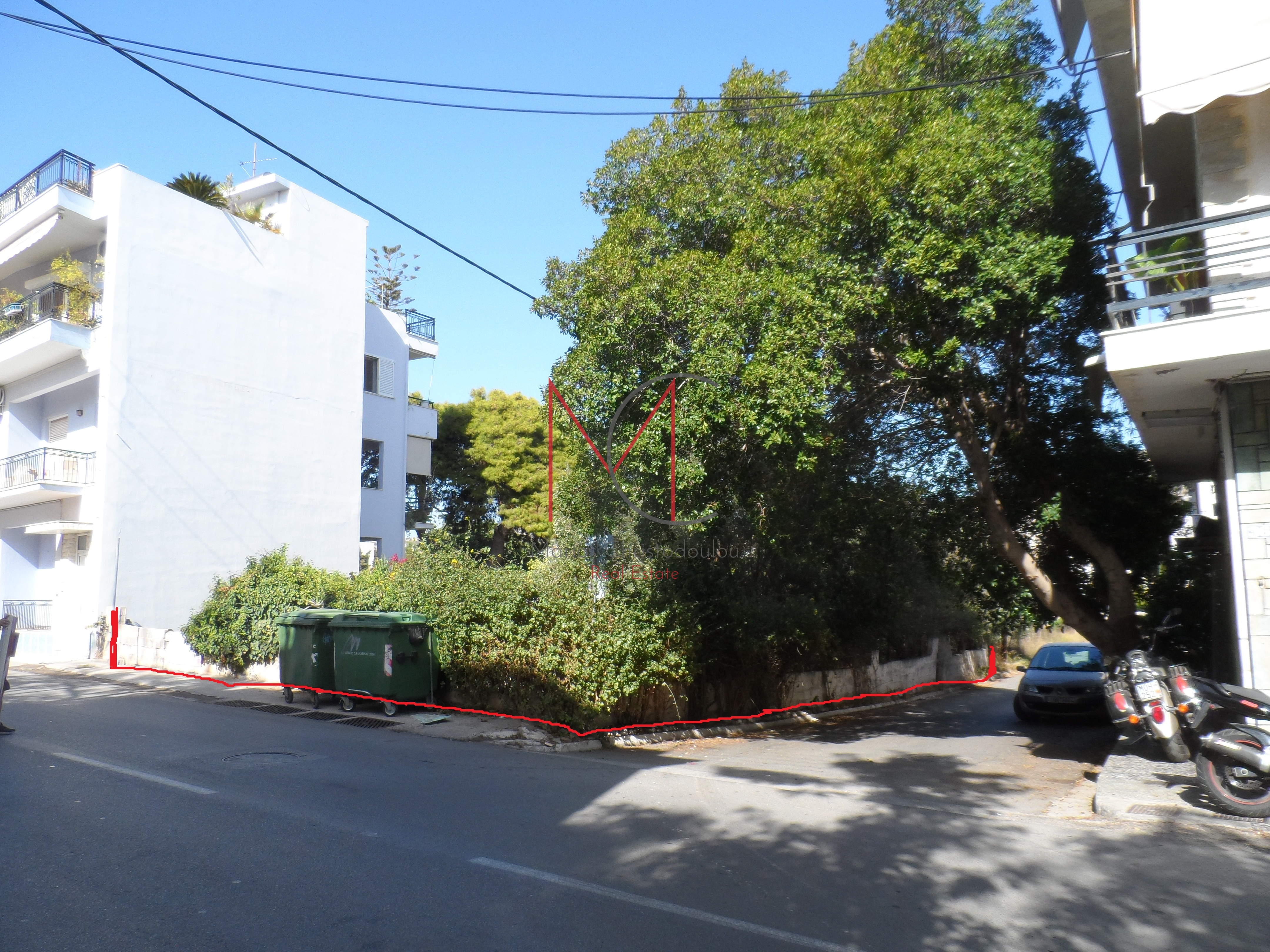 Land Paloukia